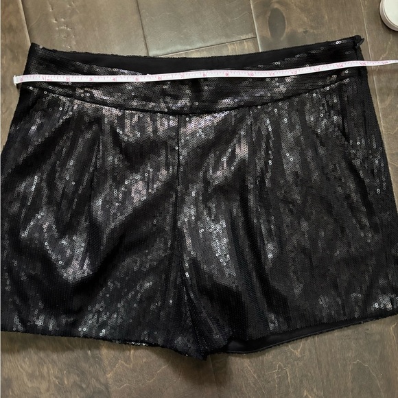 Express Black Sequin Women's Shorts - Picture 6 of 6